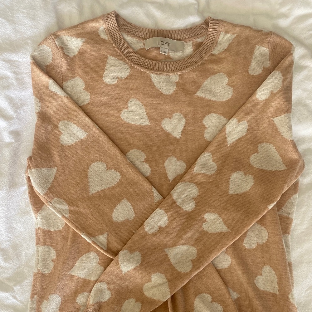 Loft Heart crew sweater